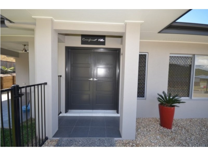 1/99 Fitzmaurice Drive, Bentley Park QLD 4869