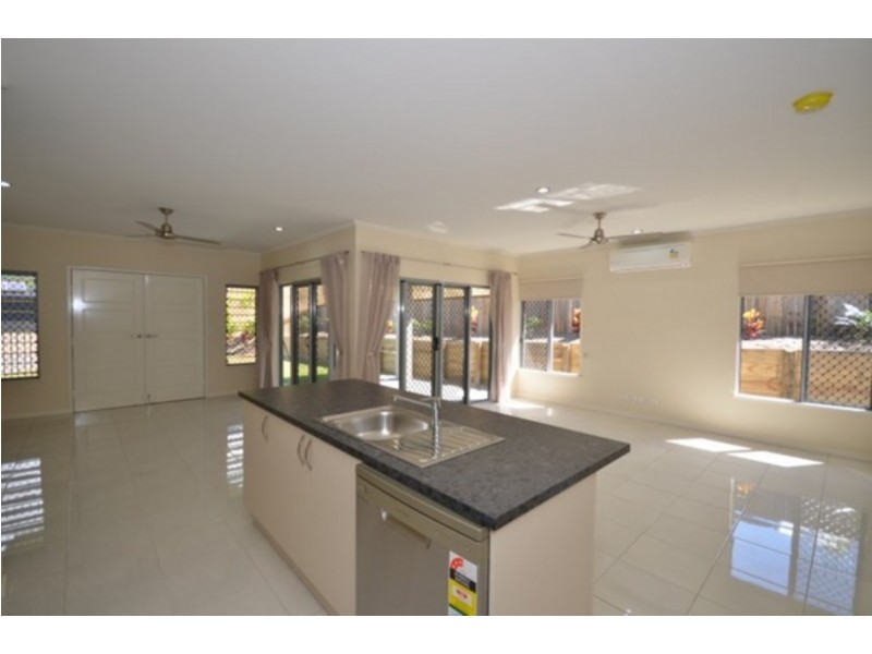 1/99 Fitzmaurice Drive, Bentley Park QLD 4869