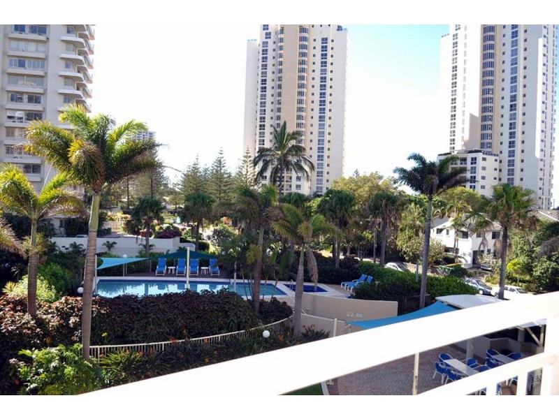 306/52 Pacific Street, Main Beach QLD 4217