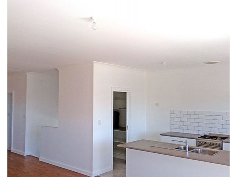 10 Charles Street, Middleton SA 5213