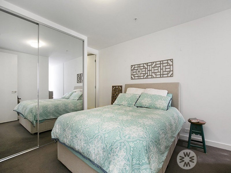 513/101 Bay Street, Port Melbourne VIC 3207