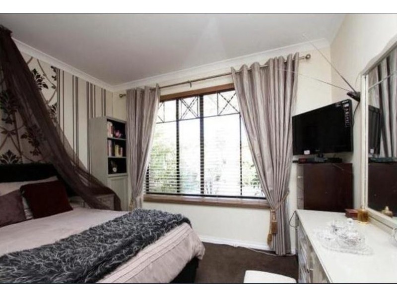 60 Modillion Avenue, Riverton WA 6148