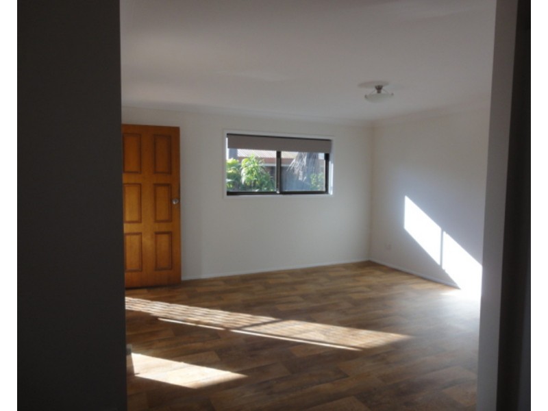 230 Cane Street, Redland Bay QLD 4165