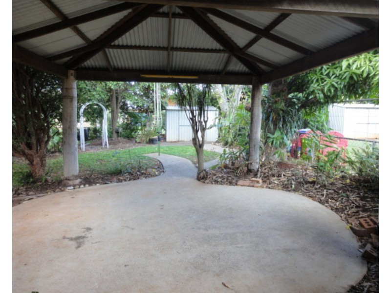 230 Cane Street, Redland Bay QLD 4165