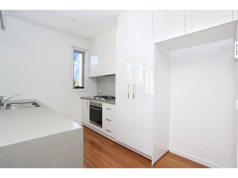 2/7 Ellesmere Parade, Rosanna VIC 3084