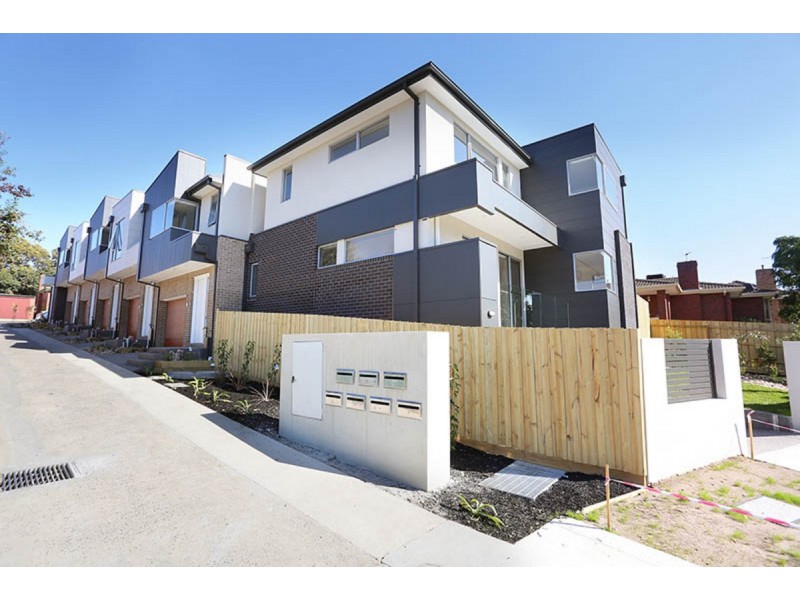 2/7 Ellesmere Parade, Rosanna VIC 3084