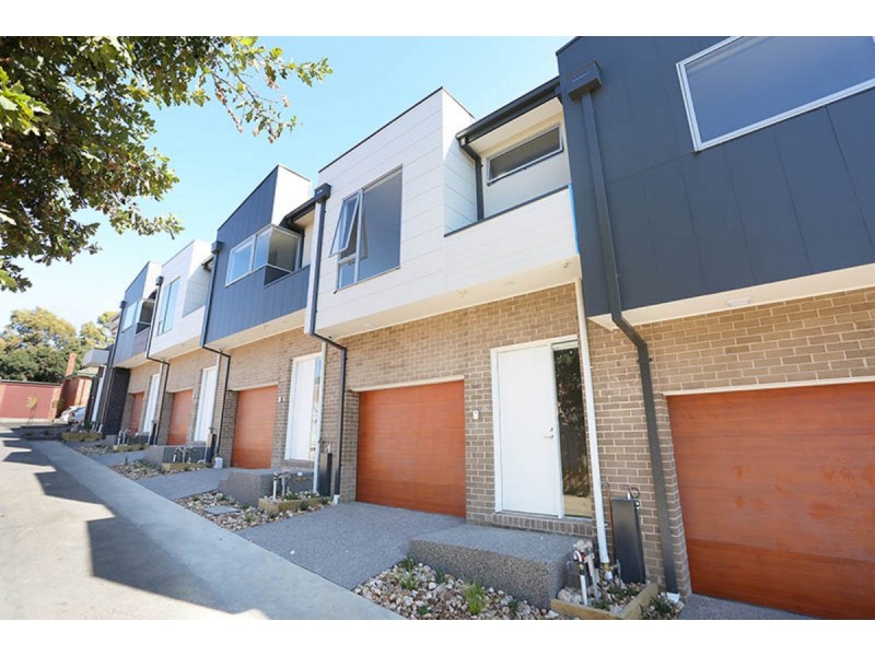 2/7 Ellesmere Parade, Rosanna VIC 3084