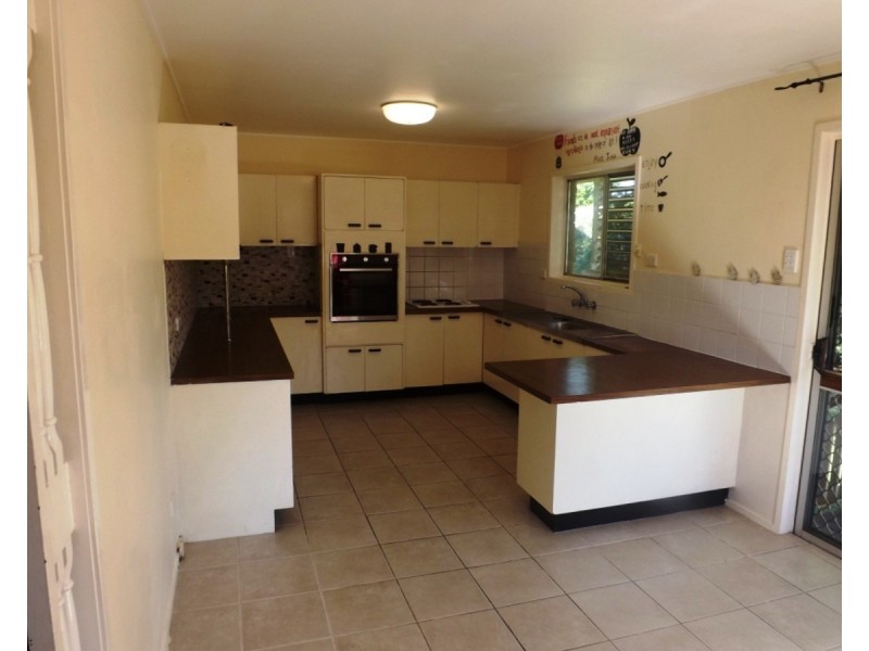 6 Huon Court, Lawnton QLD 4501