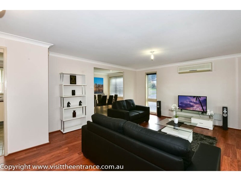 42 Bass Avenue, Killarney Vale NSW 2261