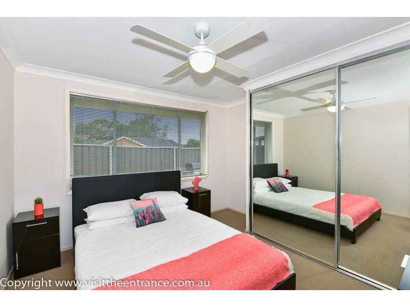 42 Bass Avenue, Killarney Vale NSW 2261