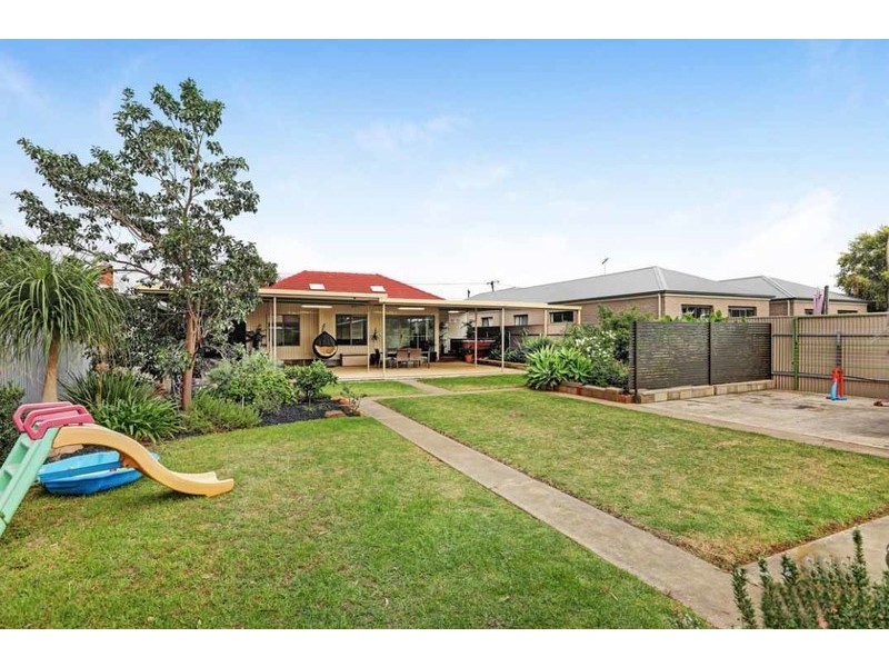 18 Douglas Street, Flinders Park SA 5025
