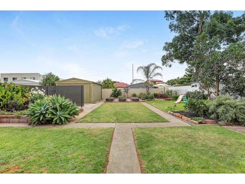 18 Douglas Street, Flinders Park SA 5025