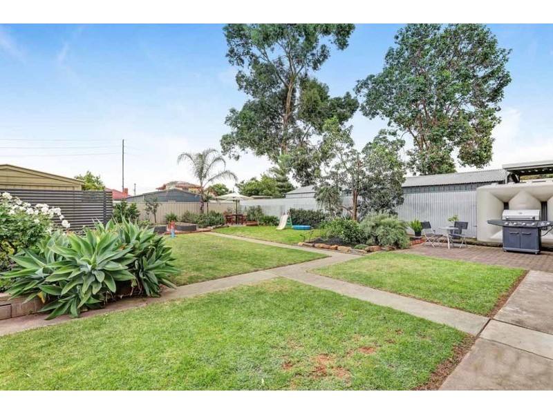 18 Douglas Street, Flinders Park SA 5025