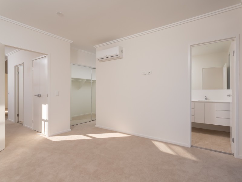 24 Florabella Drive, Robina QLD 4226