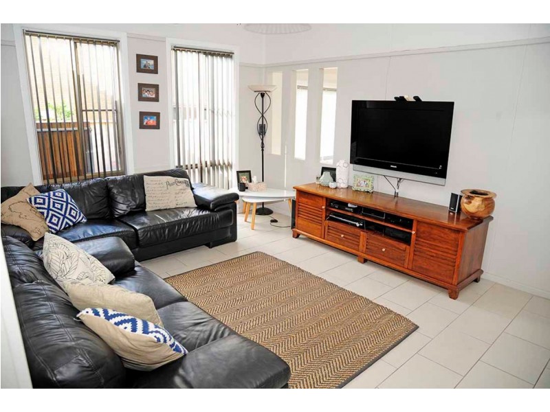 35 Bellambi Street, Tarrawanna NSW 2518