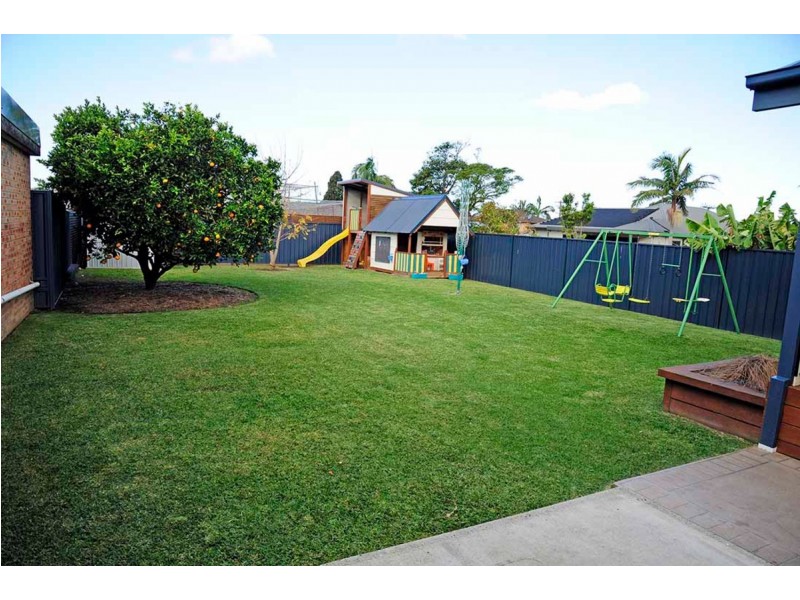 35 Bellambi Street, Tarrawanna NSW 2518