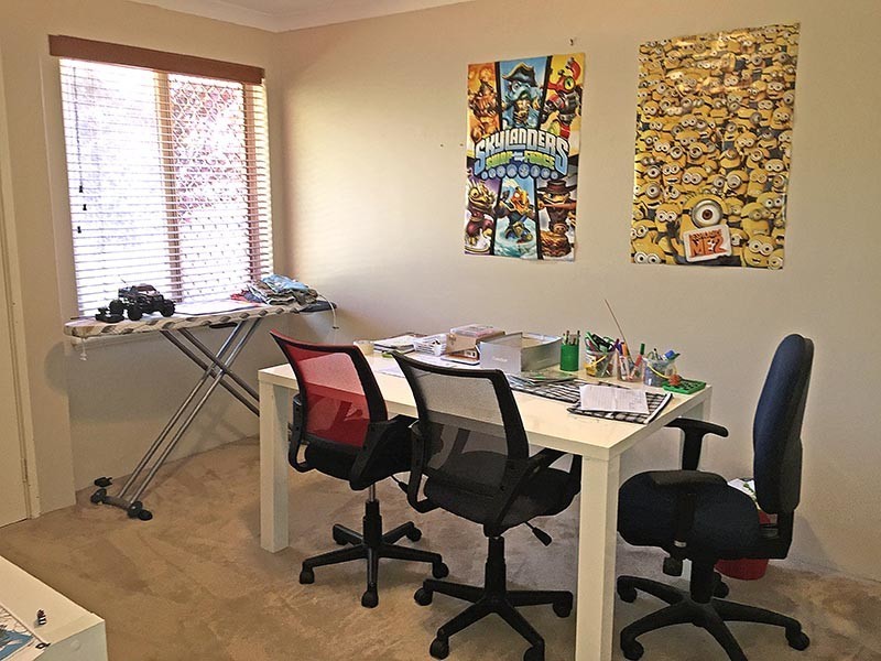 31 Coleman Crescent, Melville WA 6156