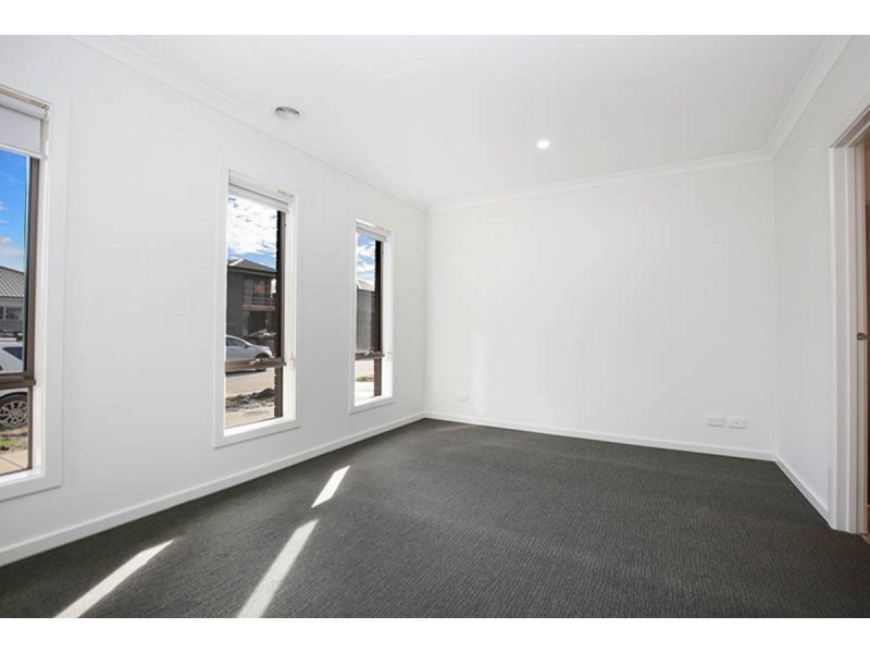 14 Quail Drive, Lara VIC 3212