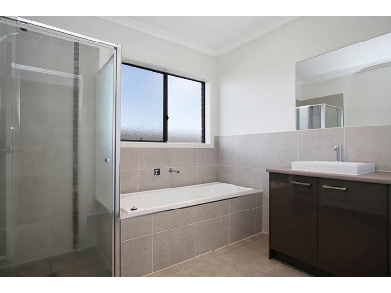 14 Quail Drive, Lara VIC 3212