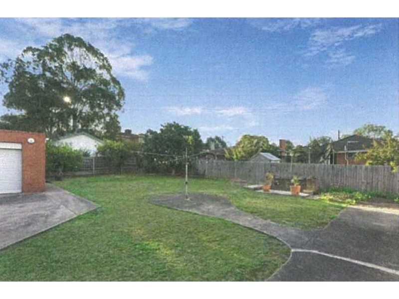 1 Peter Street, Doncaster East VIC 3109