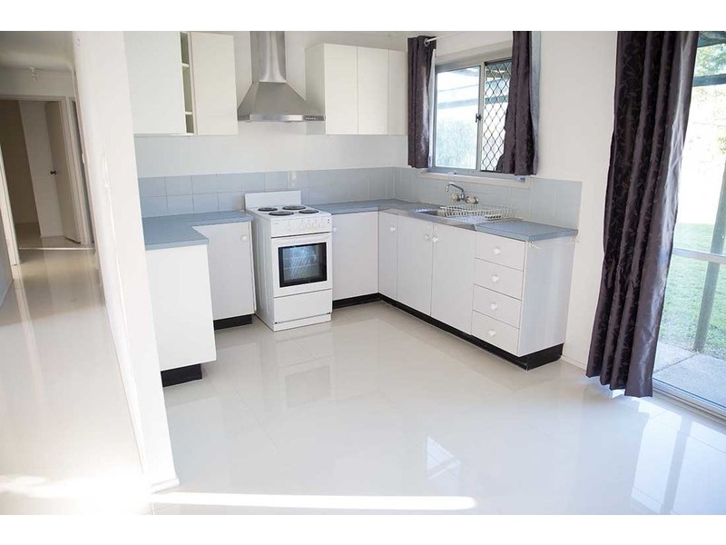 37 Bedford Crescent, Eagleby QLD 4207