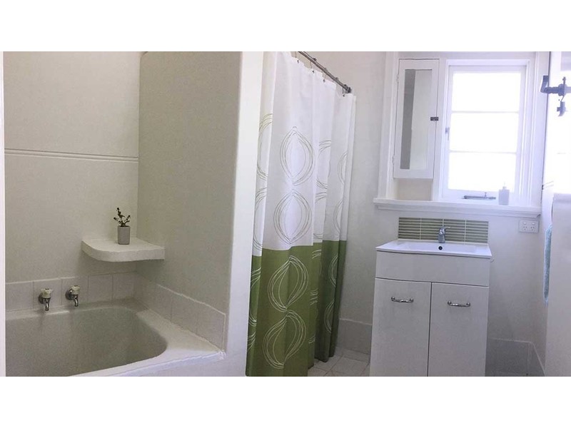 6 Slade Street, Bayswater WA 6053