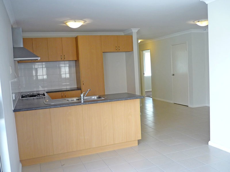 73/135 Challis Road, Seville Grove WA 6112