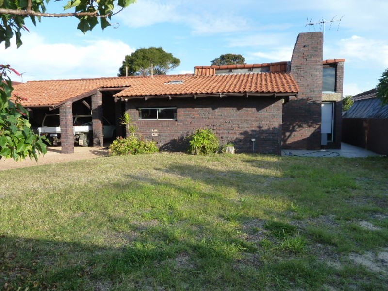 9 Jon Sanders Drive, Wembley WA 6014