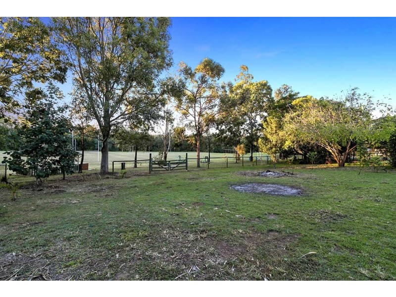 7 Nariah Court, Karana Downs QLD 4306