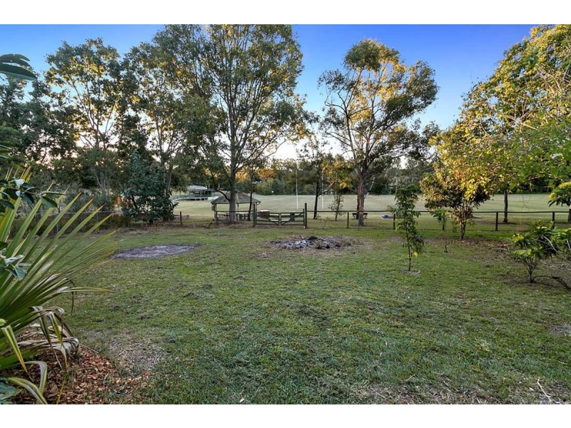 7 Nariah Court, Karana Downs QLD 4306