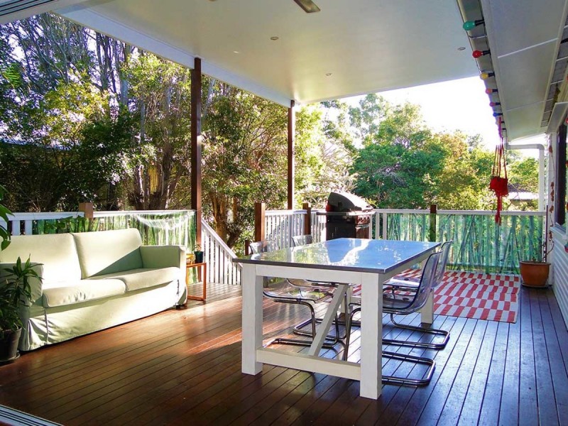 6 Dalkeith Street, Chermside West QLD 4032