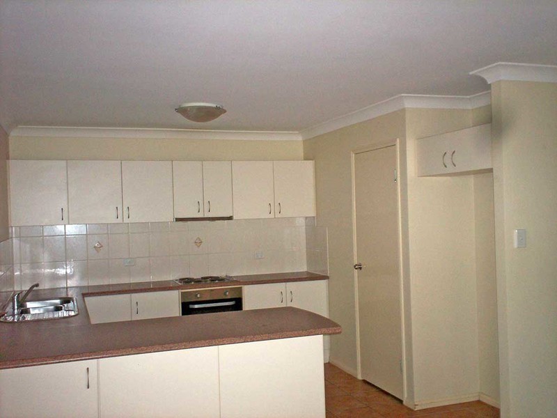 2/9 Old Kent Road, Upper Coomera QLD 4209