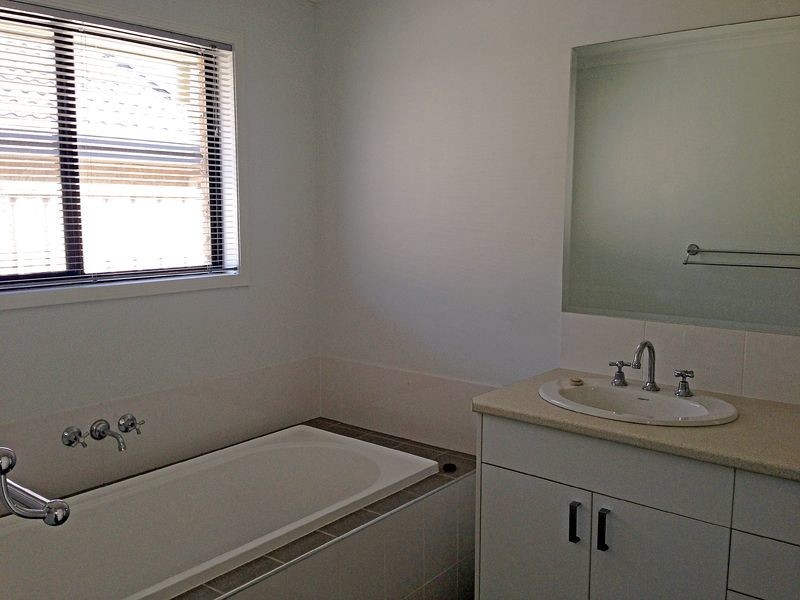 49 Falkirk Parade, Redland Bay QLD 4165