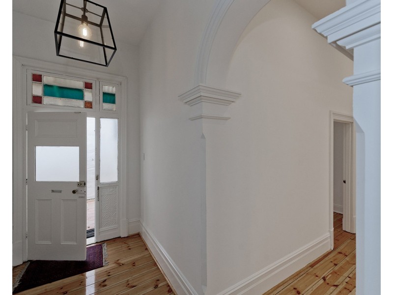 558 Seaview Road, Grange SA 5022