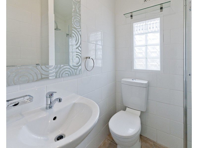 558 Seaview Road, Grange SA 5022