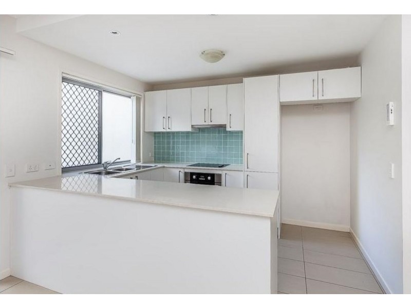 22/9 Houghton Street, Petrie QLD 4502