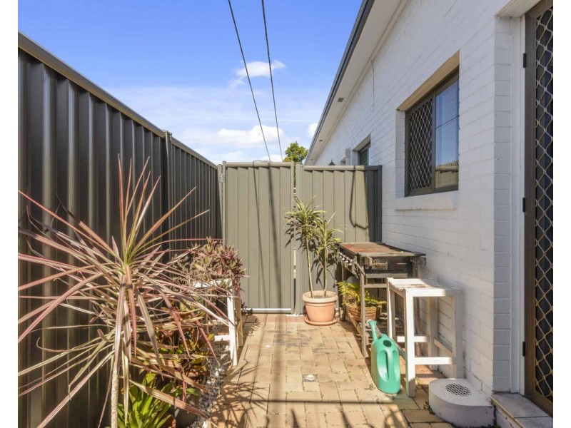 2/34 Guineas Creek Road, Currumbin Waters QLD 4223