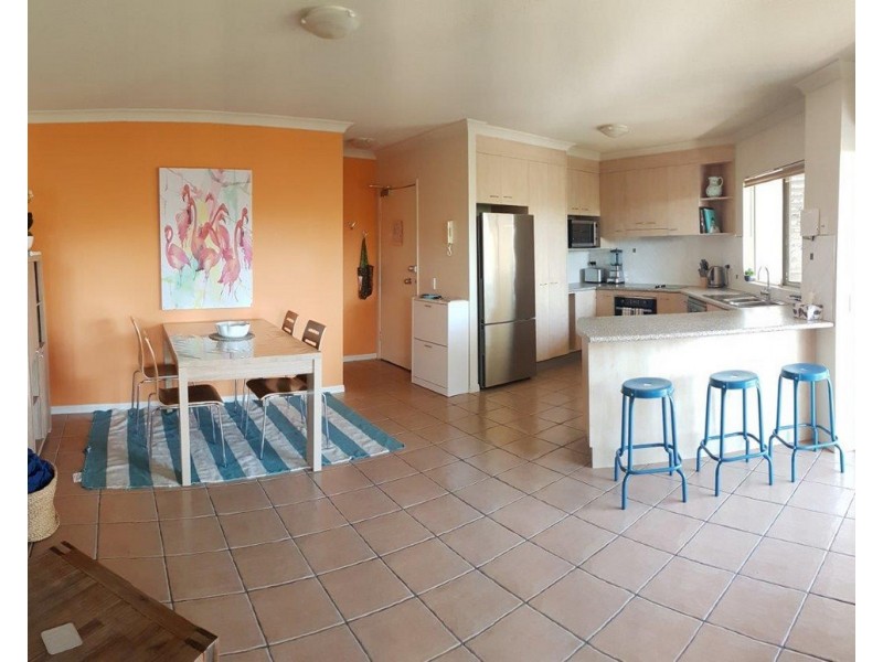 3/4 Pike Avenue, Taringa QLD 4068