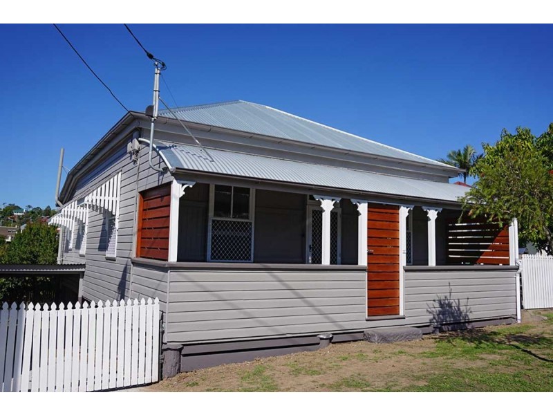 37 Martin Street, Woodend QLD 4305