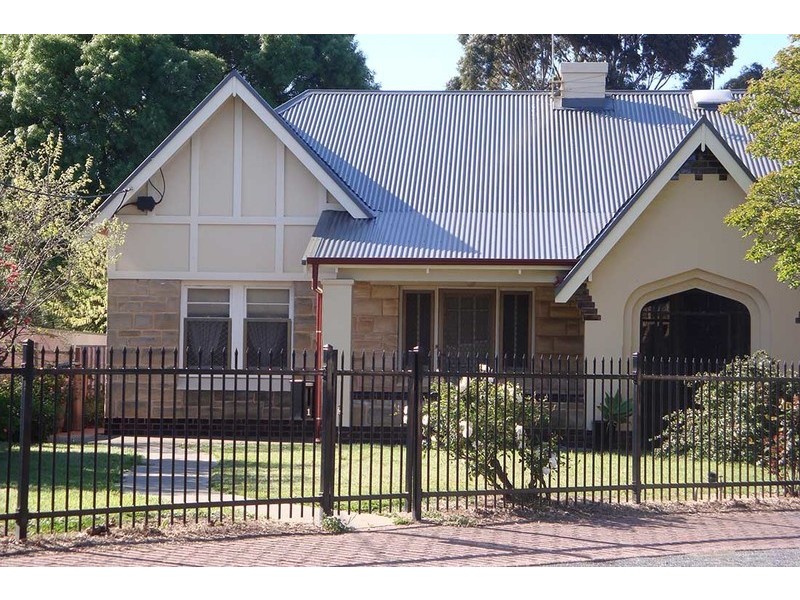 1 Young Street, Glenelg East SA 5045