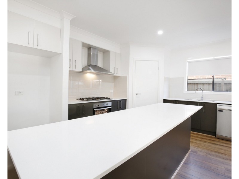 35 Compass Way, Mount Duneed VIC 3216