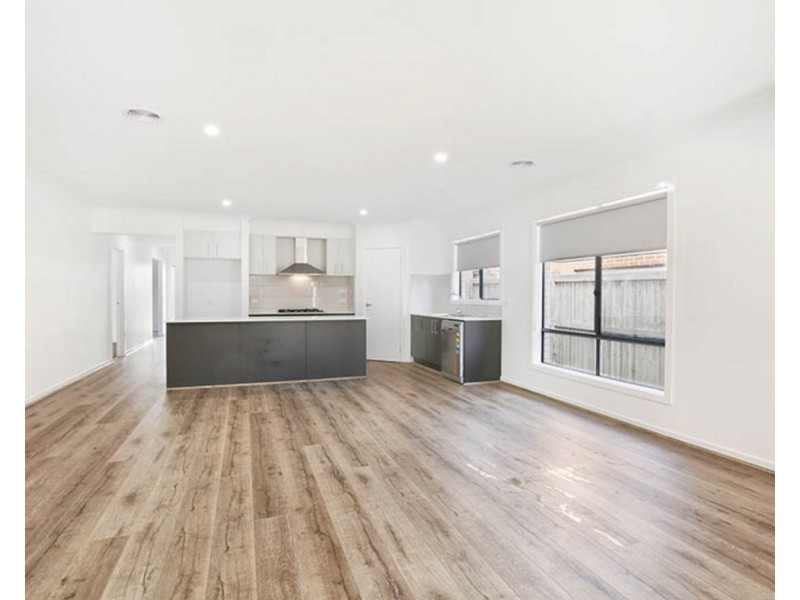 35 Compass Way, Mount Duneed VIC 3216