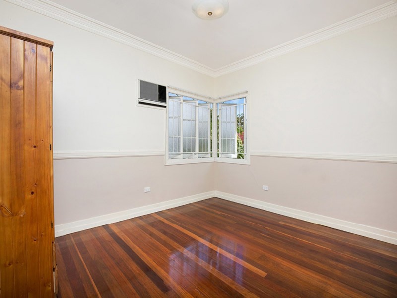 107 Ellen Street, Oxley QLD 4075