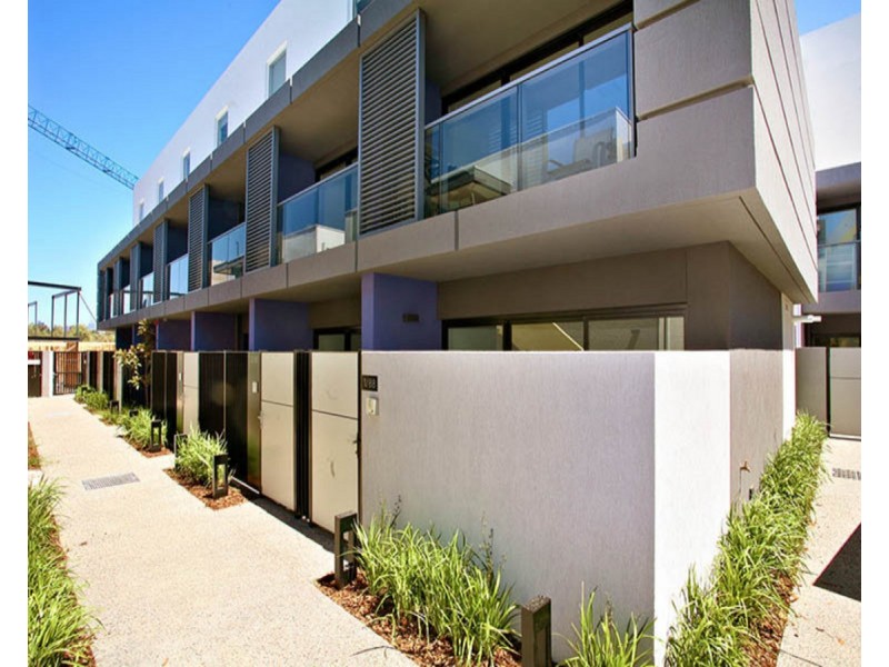 2/88 Cade Way, Parkville VIC 3052