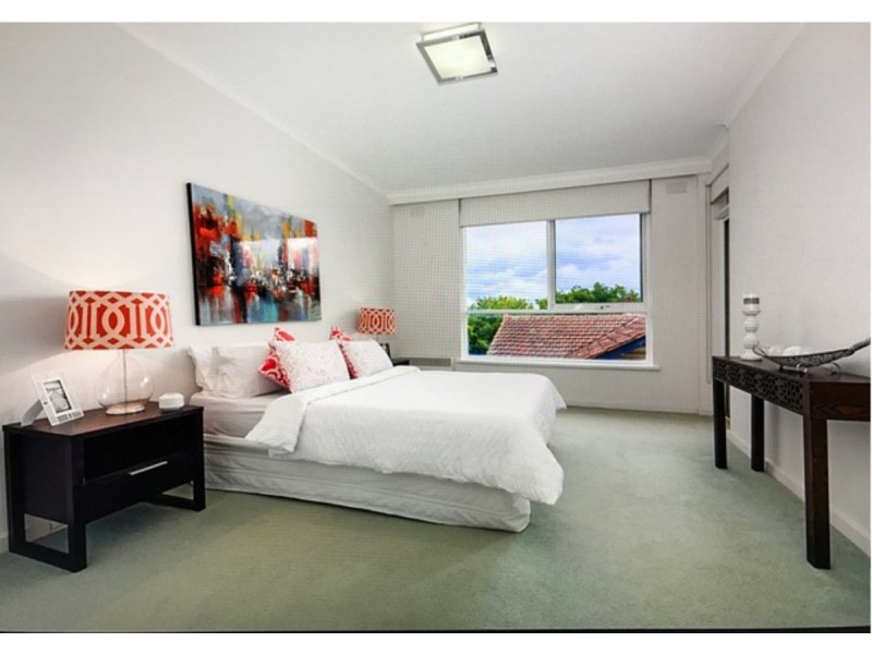 4/30 Hartwood Street, Kew East VIC 3102