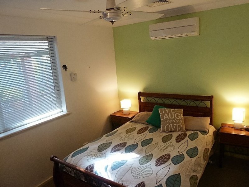 21 Allinga Crescent, Craigie WA 6025