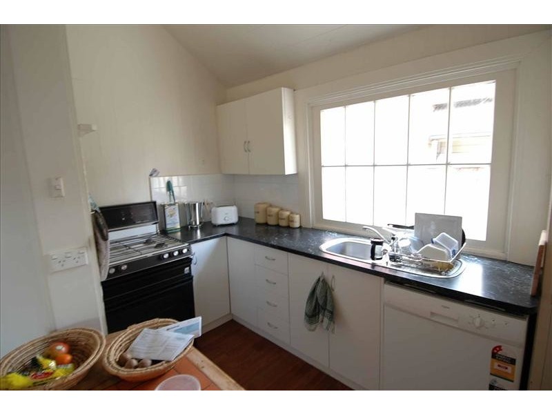 309 MacArthur Street, Soldiers Hill VIC 3350