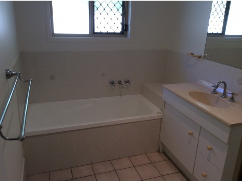 28 Lyndhurst Grove, Tewantin QLD 4565