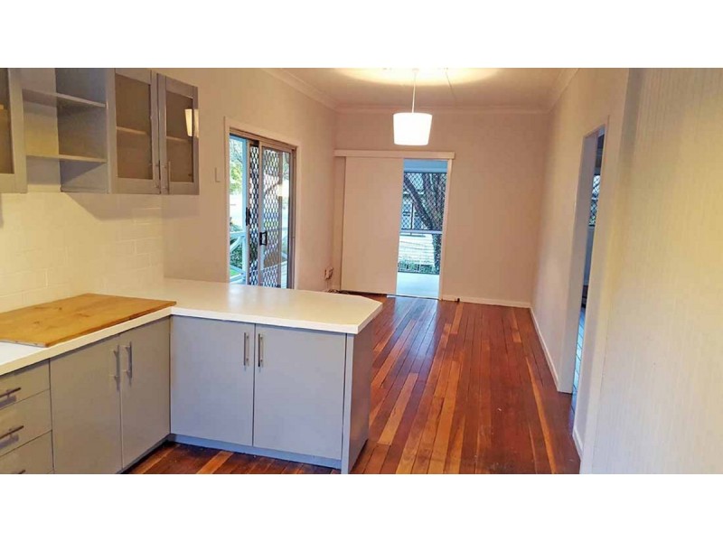 42 Stephenson Street, Sadliers Crossing QLD 4305