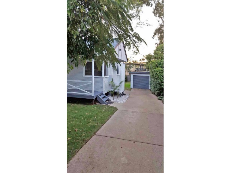 42 Stephenson Street, Sadliers Crossing QLD 4305